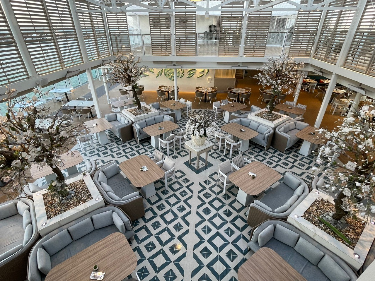 silversea silver ray the marquee